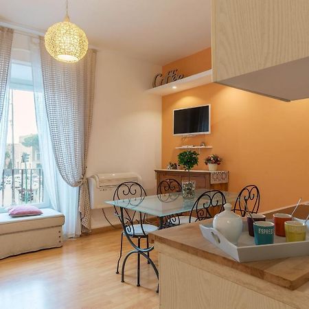 Lovely Flat San Giovanni Roma Exterior foto